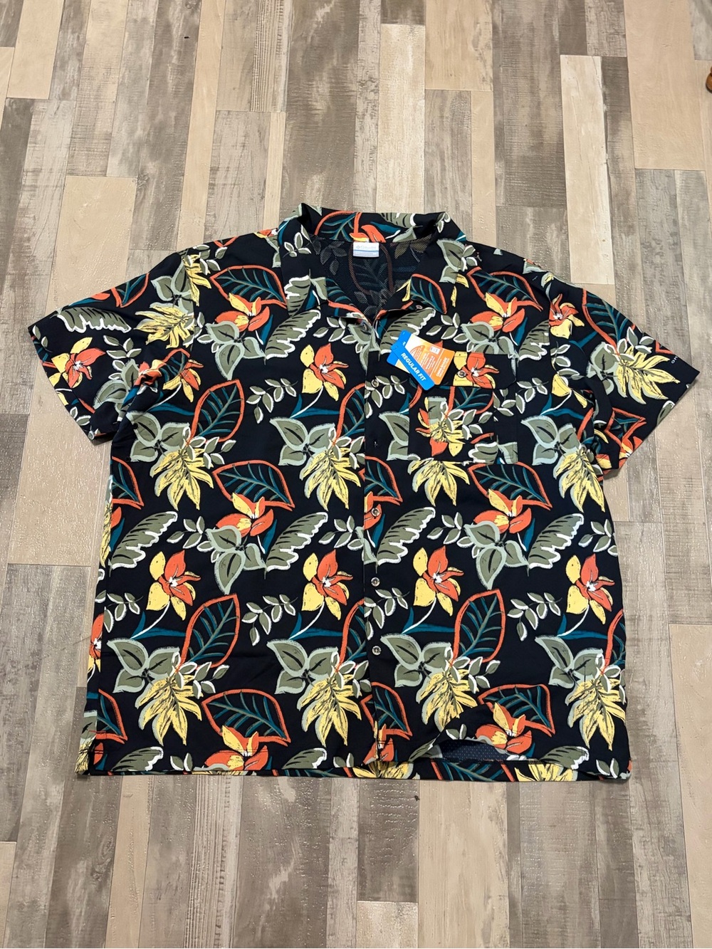 NWT Columbia Mens 3XL Tech Trail Utility Printed Woven Button Up Tropical Floral